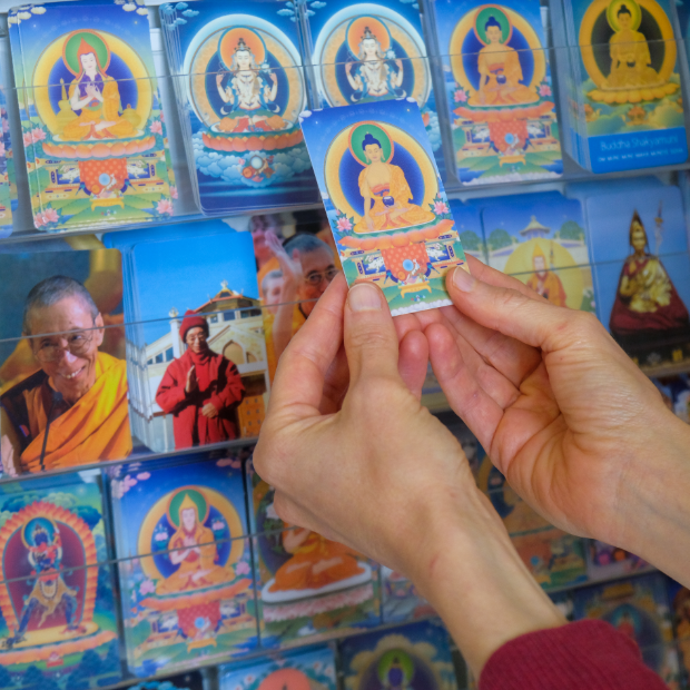 tharpa-buddhist-art-mini-cards-display